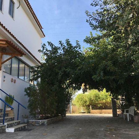 Demos Studios Kandia Bagian luar foto